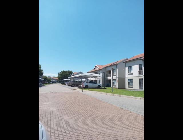 2 BEDROOM PROPERTY TO RENT IN LAKEFIELD